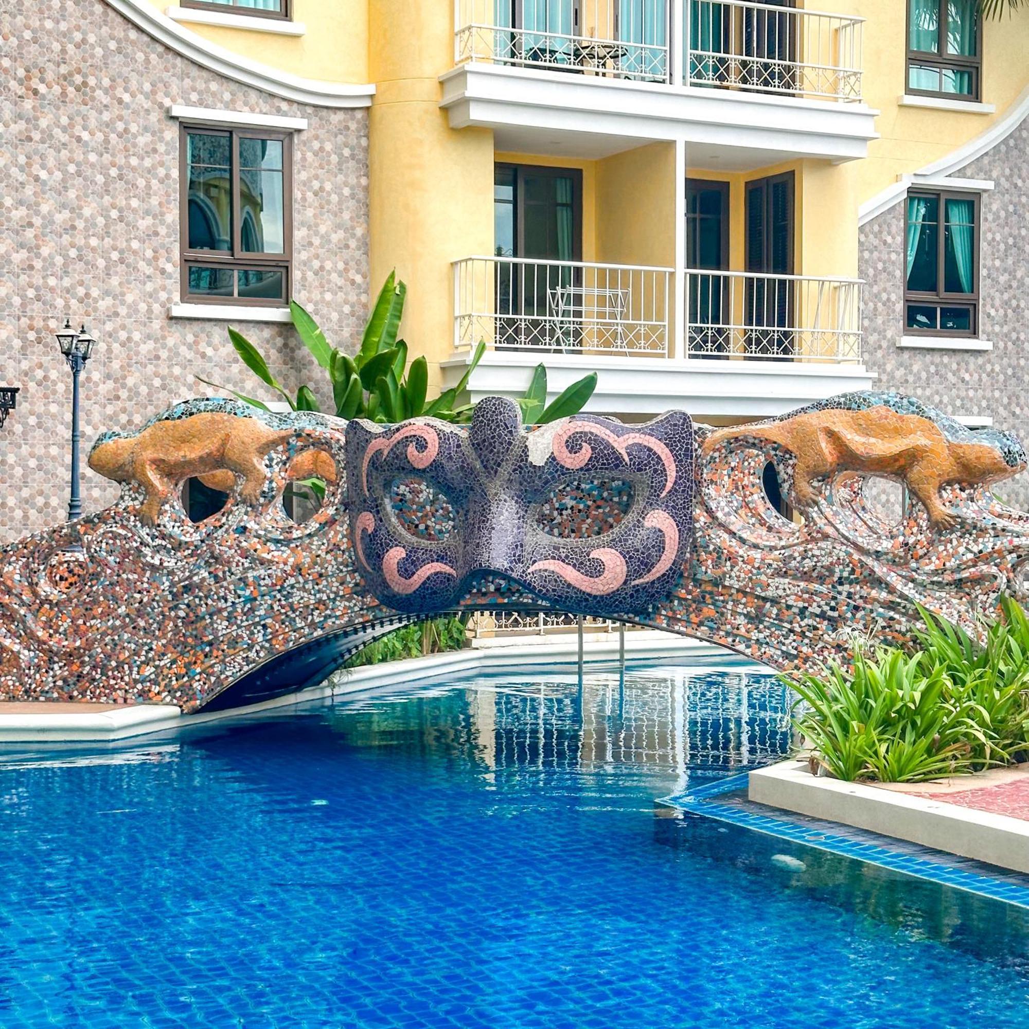 Espana Resort Jomtien Beach Pattaya Bagian luar foto