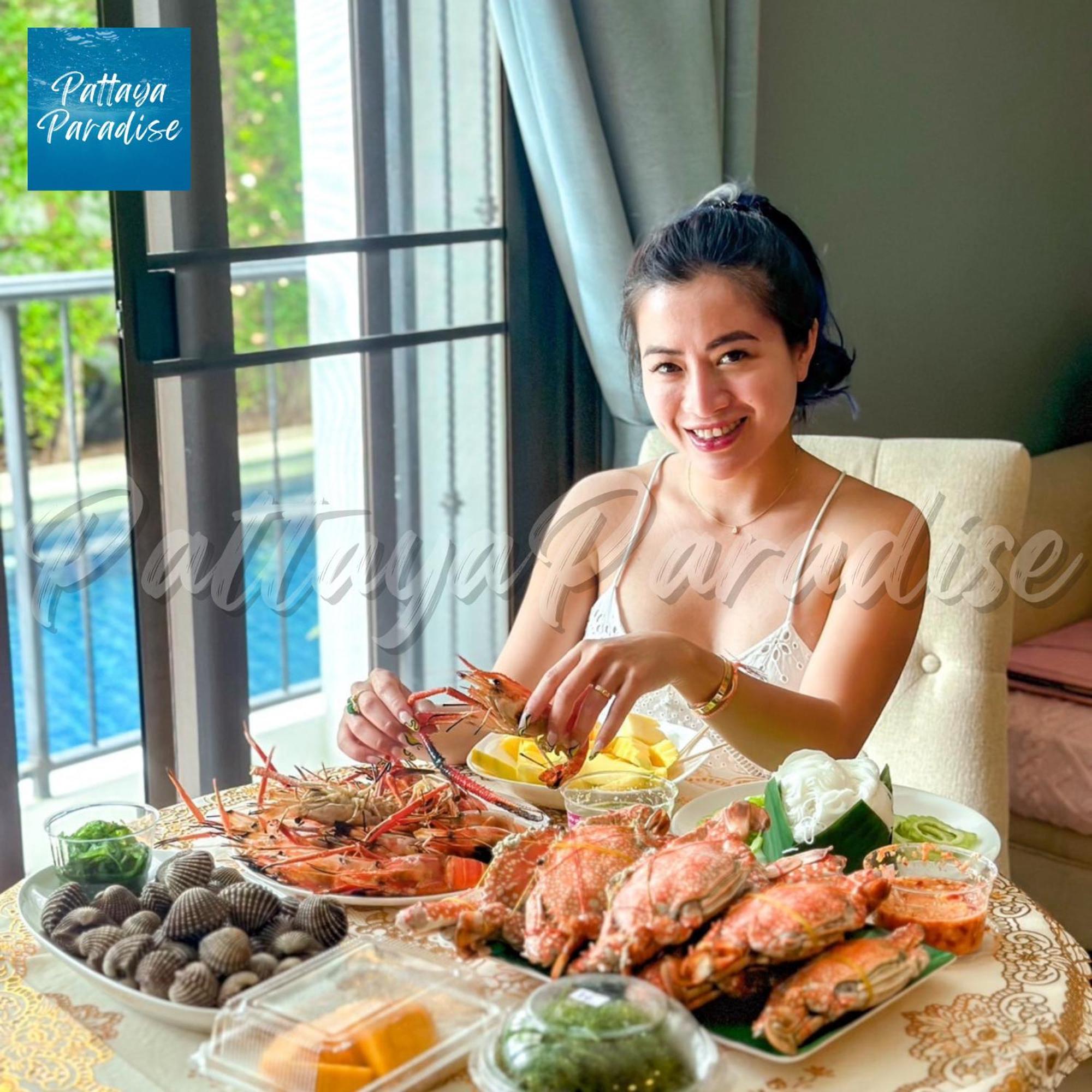 Espana Resort Jomtien Beach Pattaya Bagian luar foto