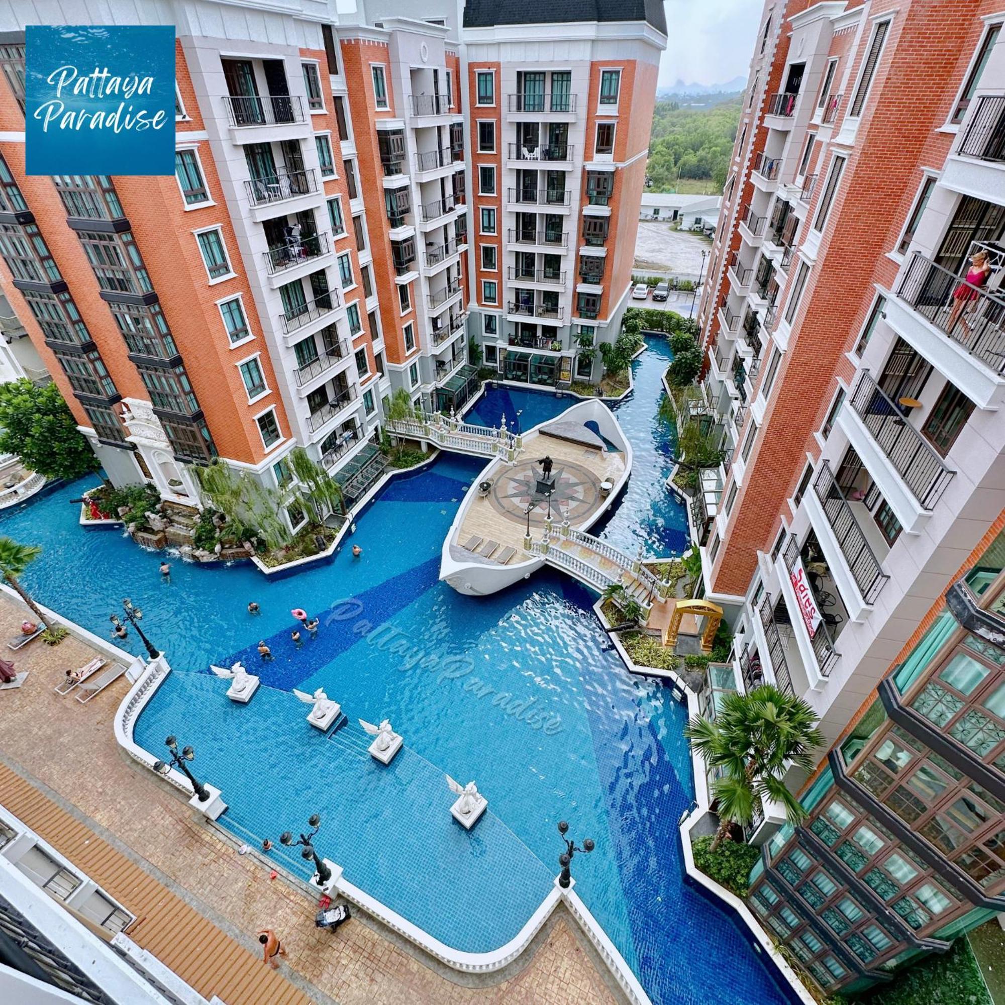 Espana Resort Jomtien Beach Pattaya Bagian luar foto